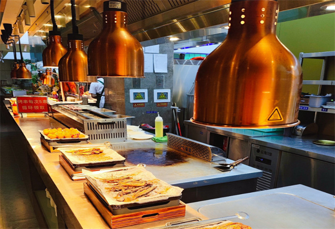 美作铭自助烤肉工场加盟