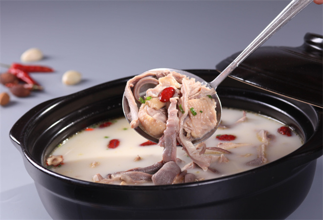 三更里豬肚雞椰子雞加盟