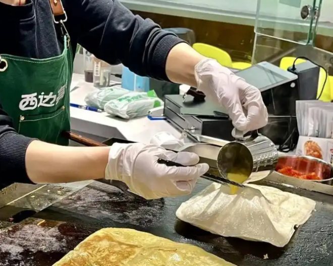 西邊亮雞蛋灌餅