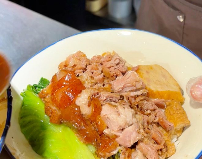 阿祥嫂隆江猪脚饭