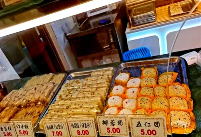 四宜糕團(tuán)店加盟