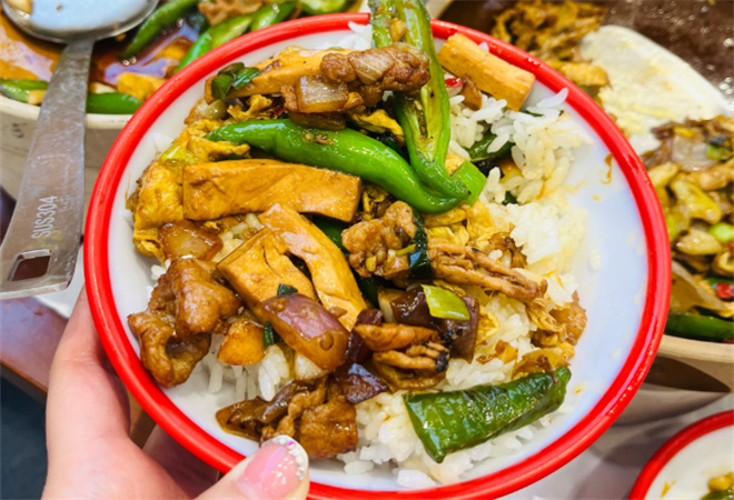 李升升一日三餐加盟