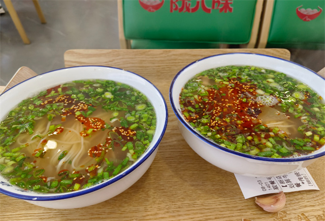 陇八味兰州牛肉面