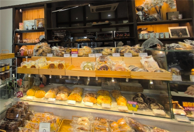 茬土司烘焙坊 茬土司烘焙坊