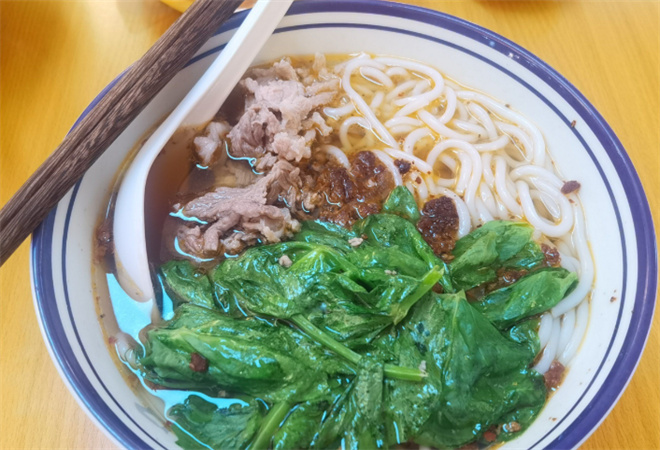 禧线云南鲜烫牛肉米线加盟 禧线云南鲜烫牛肉米线加盟