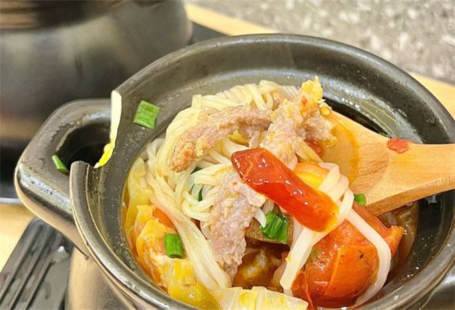 楠小罐罐罐米线