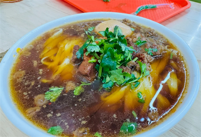 盛京人人雞味抻面