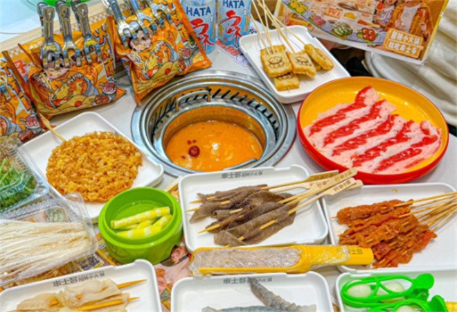 串士多回轉小火鍋加盟