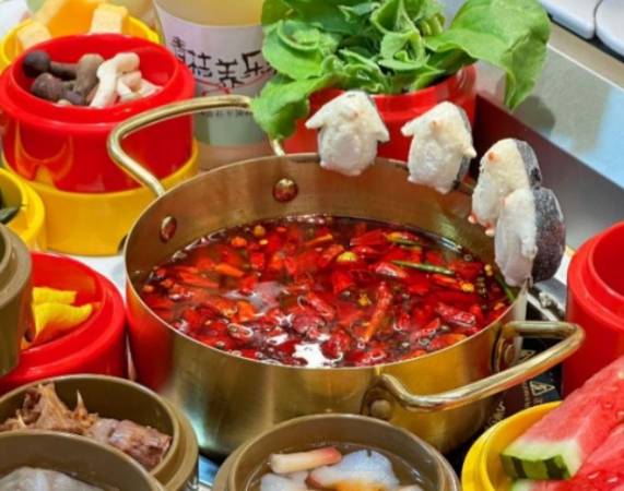 冯宝宝肥牛小火锅