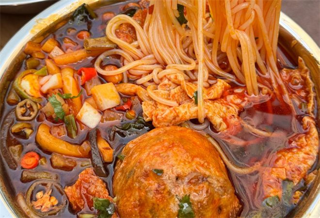 孫姐螺柳州螺螄粉加盟