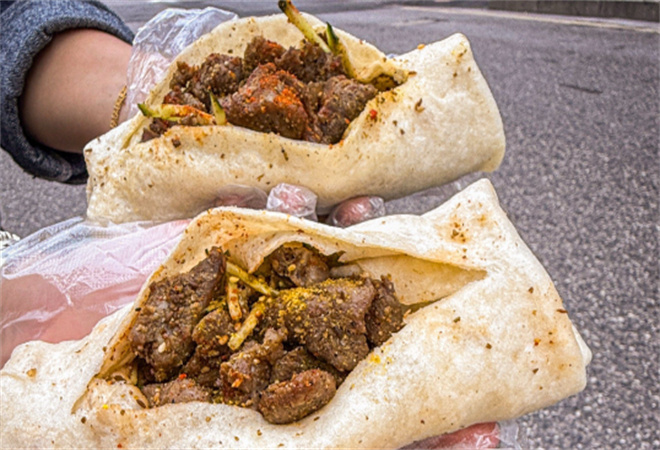 周嘿帥中式肉筋卷餅加盟