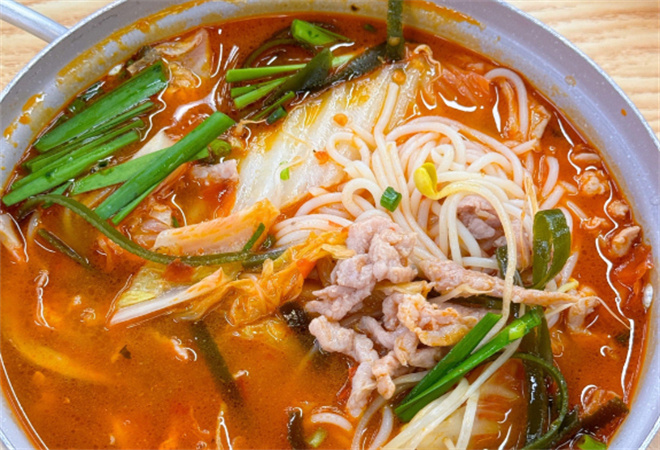 乖乖泡椒米線加盟