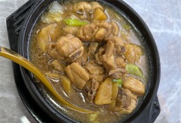 涵沁齋黃燜雞米飯