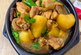 涵沁齋黃燜雞米飯