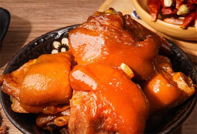 萌晟原味金鍋豬蹄加盟