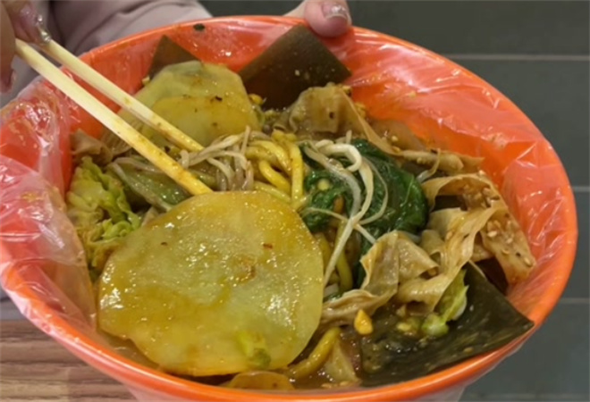 楊玉峰大碗麻辣燙