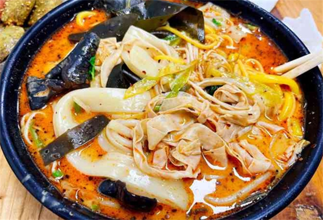 楊玉峰大碗麻辣燙加盟