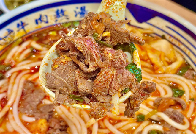粉小主貴州酸湯牛肉粉加盟