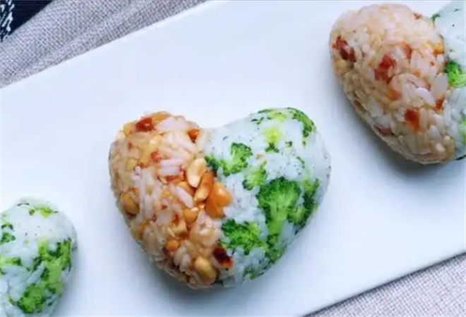 愛米粒飯團加盟