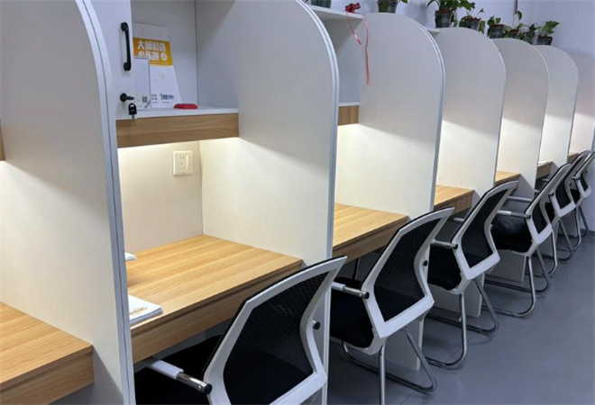 英才院Ai智能自習室