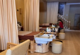 秀絲薈萃植物養發館