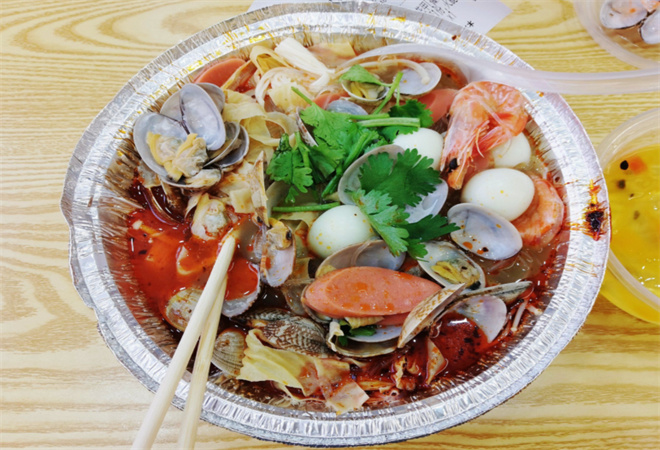 袁柒笙雞湯花甲粉