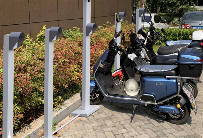 電瓶車充電樁