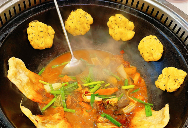 吃雞有李蘇北地鍋雞