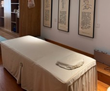 作強(qiáng)筋骨調(diào)理養(yǎng)生館