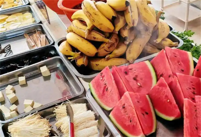 骨尚肉自助餐廳