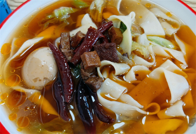 鹿大元牛肉板面加盟