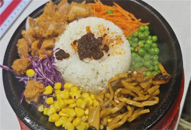 沈望山鐵板焦飯加盟