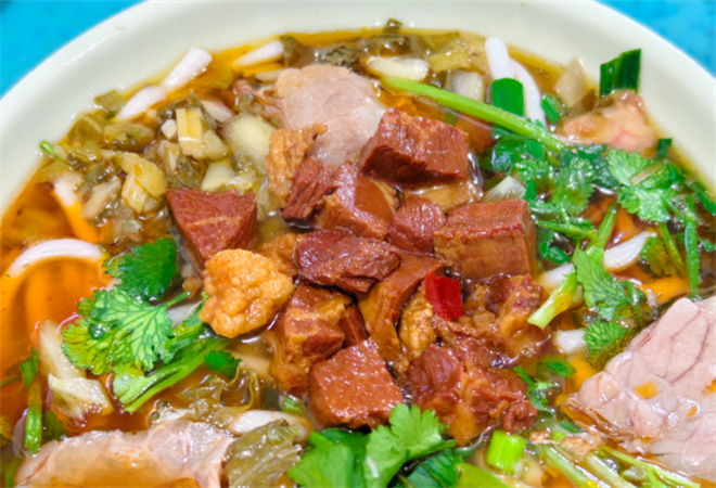 馬幫故事手撕牛肉粉