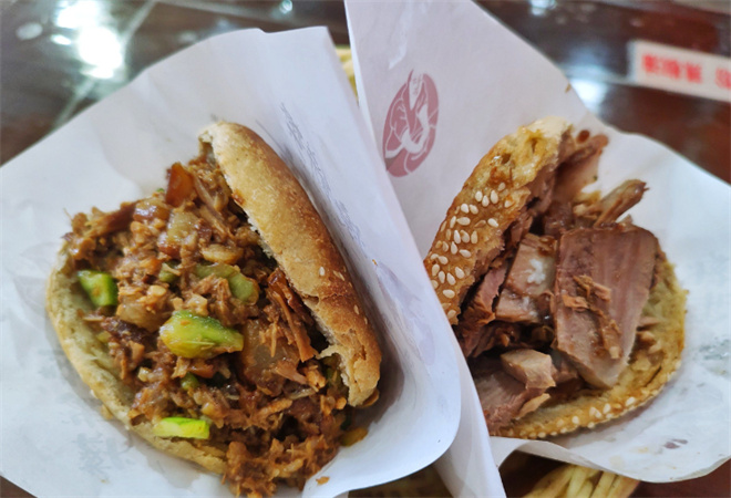 韓四娃雞汁米線燒餅夾肉加盟